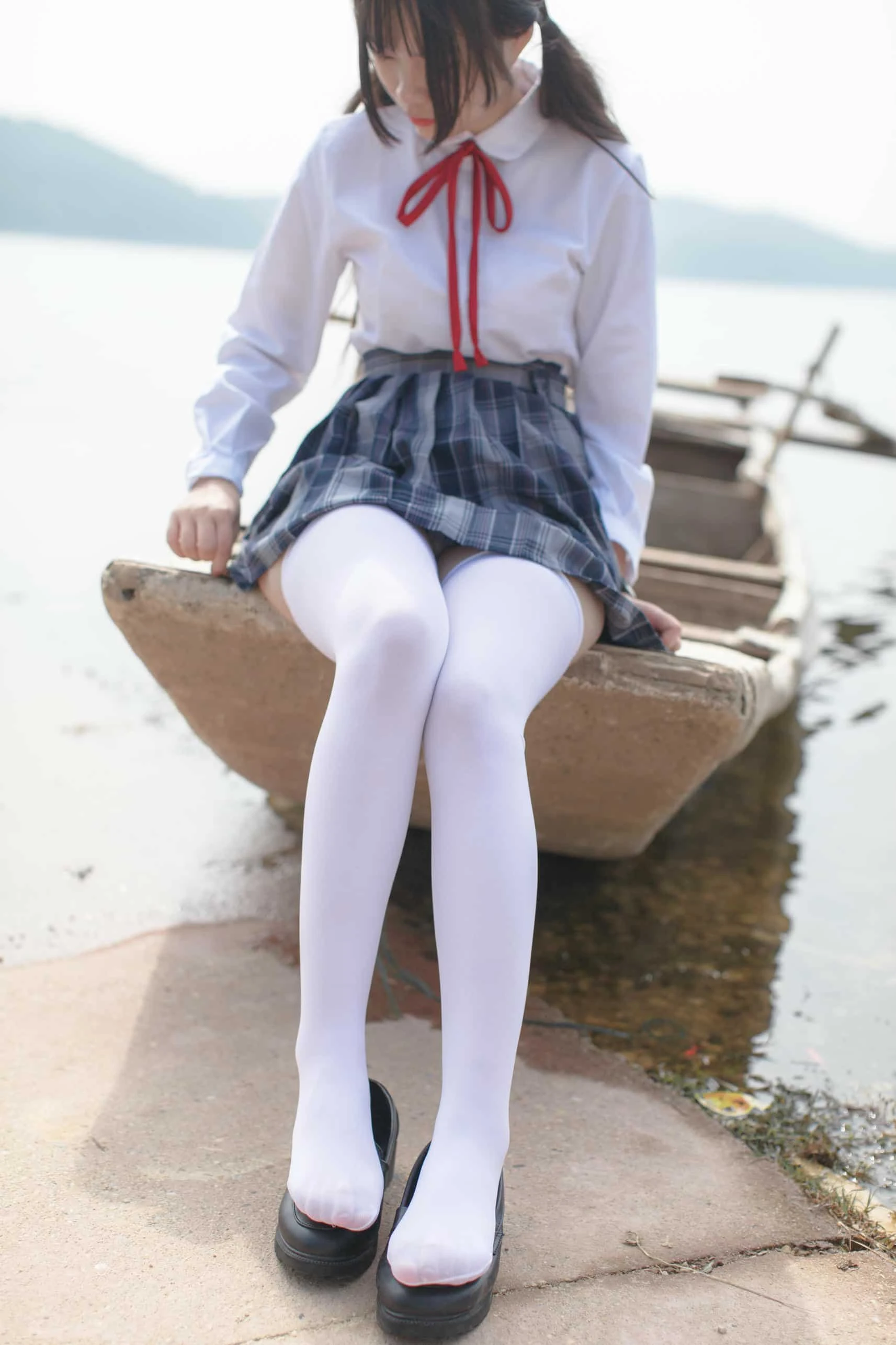 少女秩序 EXVOL.002 半度度度喵x田璐璐 户外阳光丝袜妹