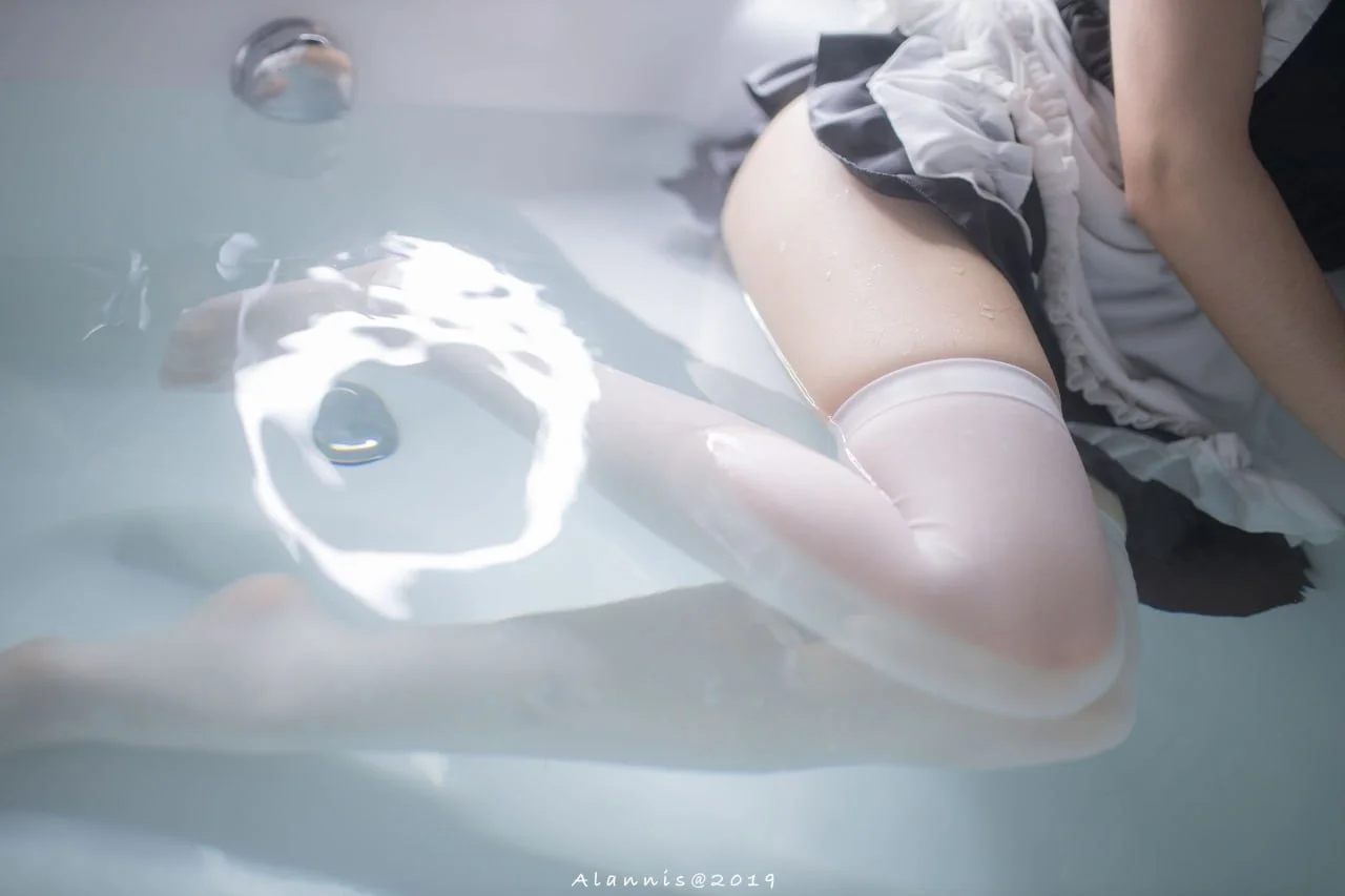雪琪SAMA - 女仆水下版