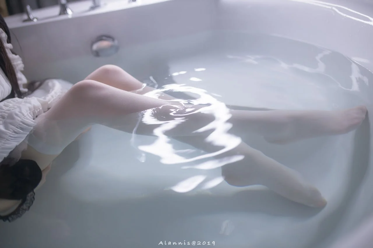 雪琪SAMA - 女仆水下版