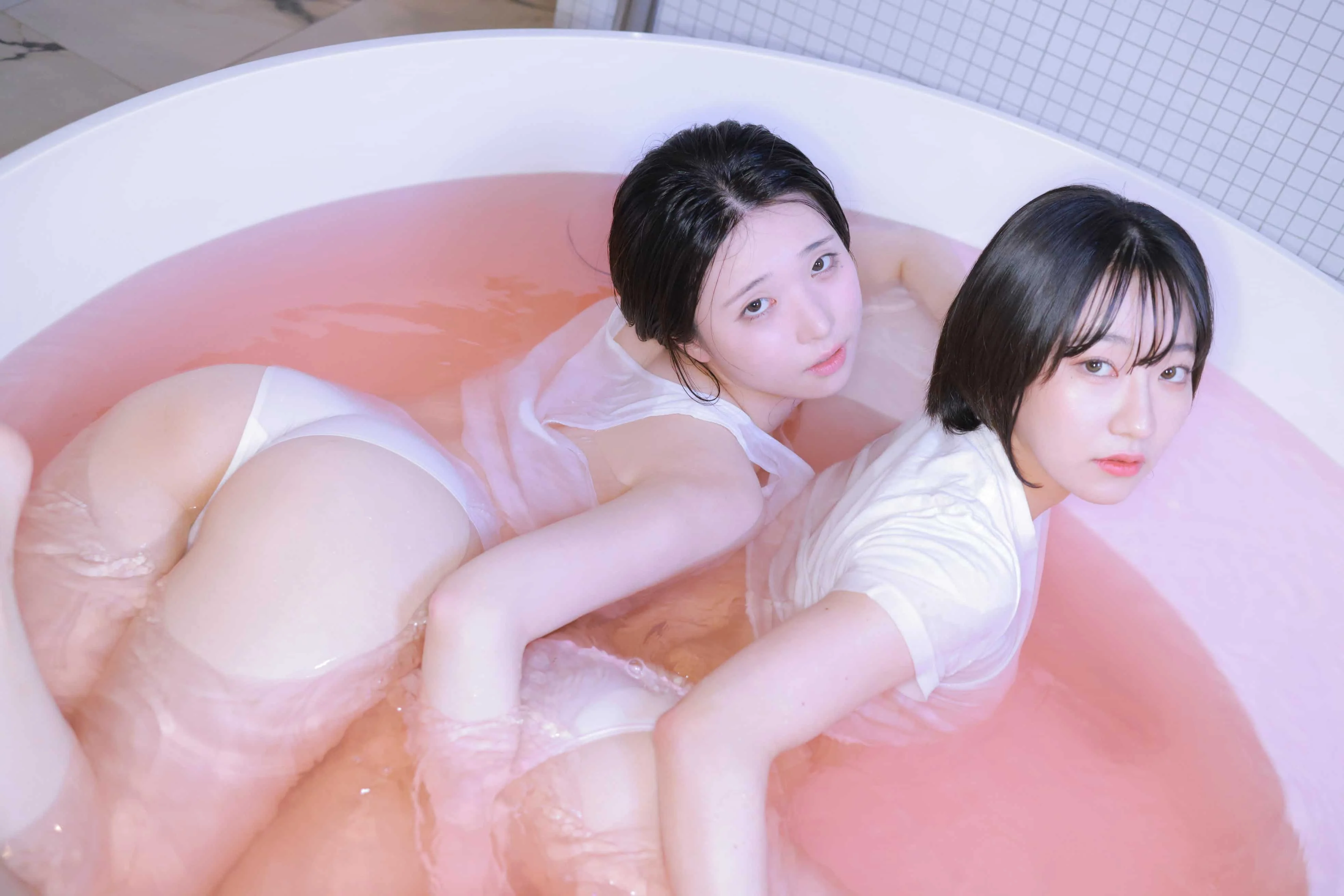 YeonwooXSehee - GL & Bath