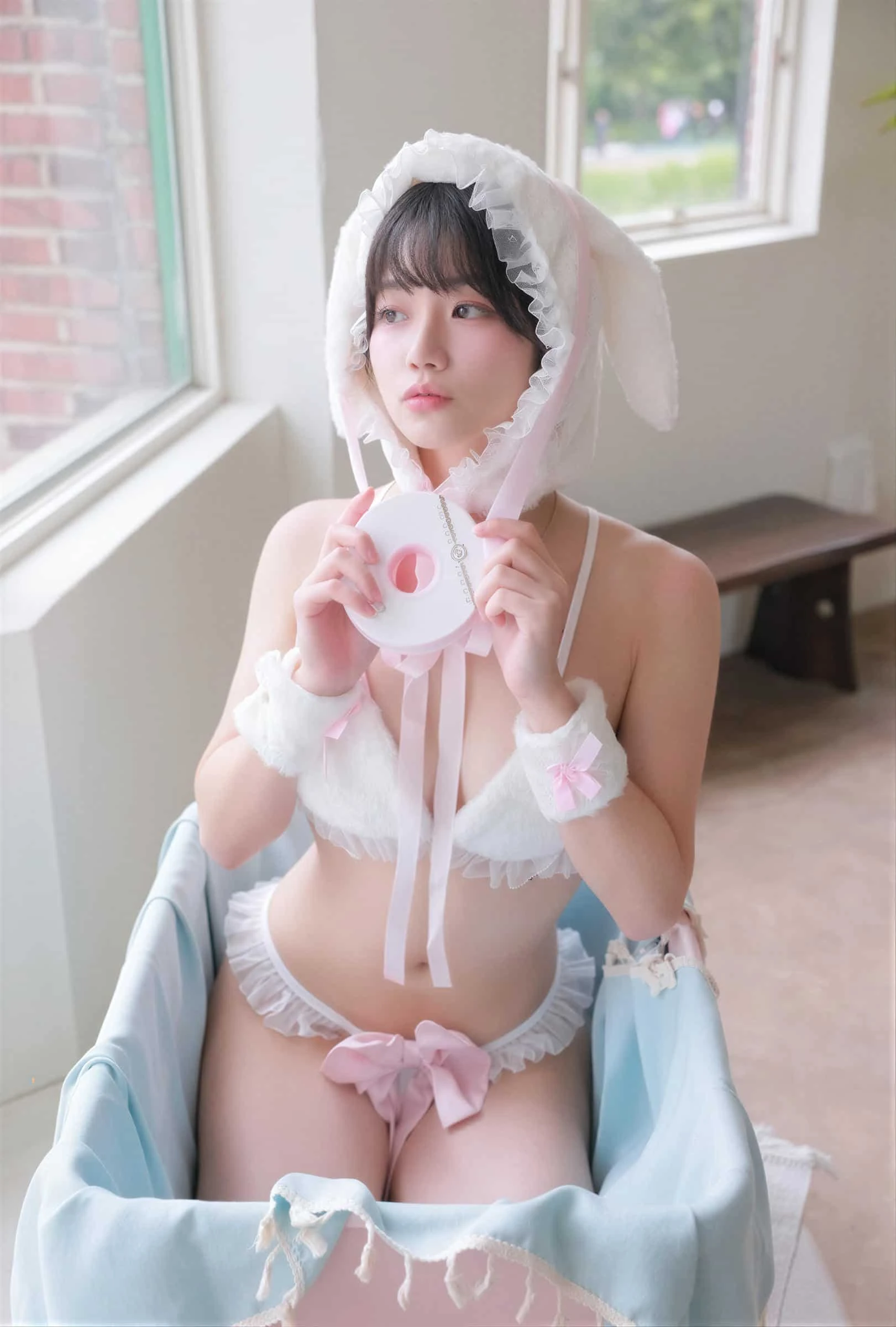 Yui ゆい SWEETBOX SWTB Vol.65 Yui’s Present