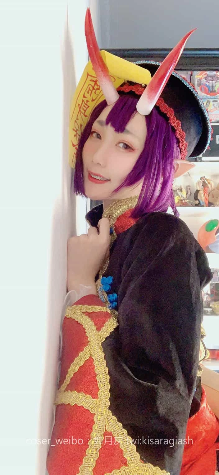 如月灰 酒吞僵尸