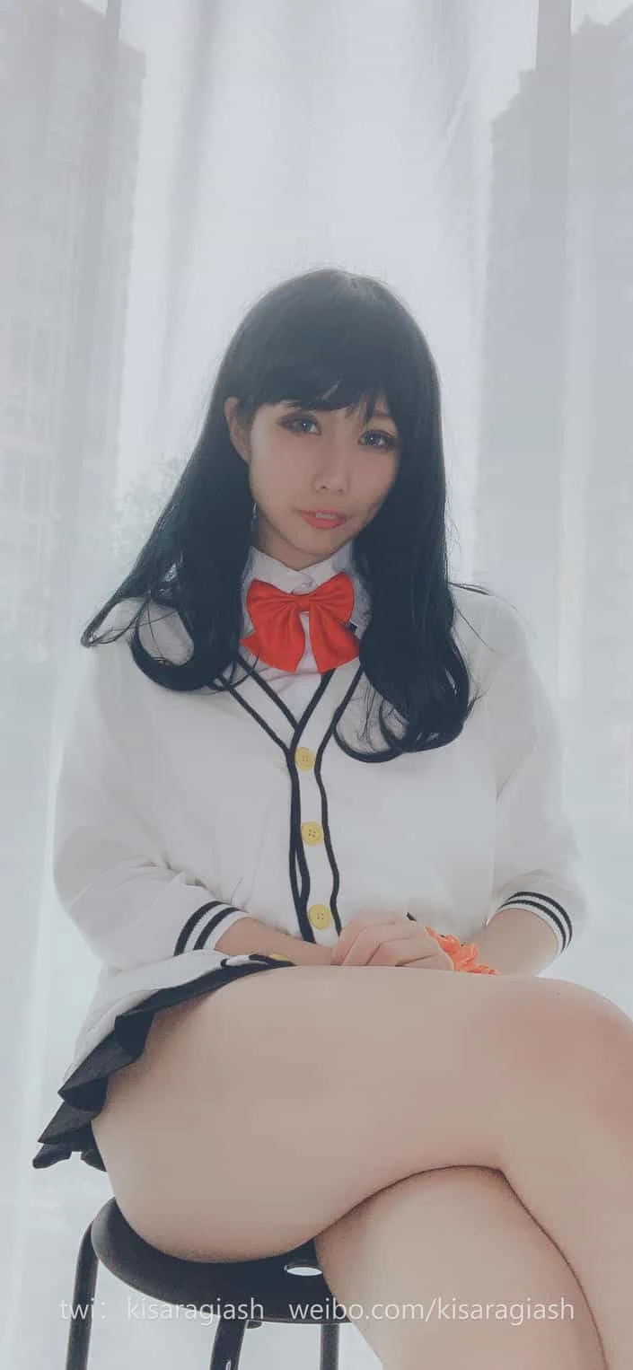 如月灰 宝多六花