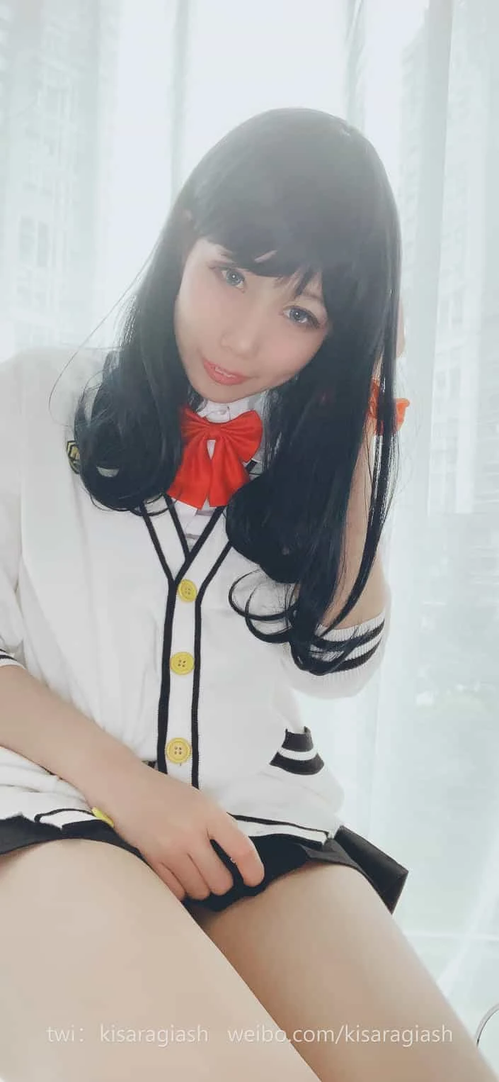 如月灰 宝多六花