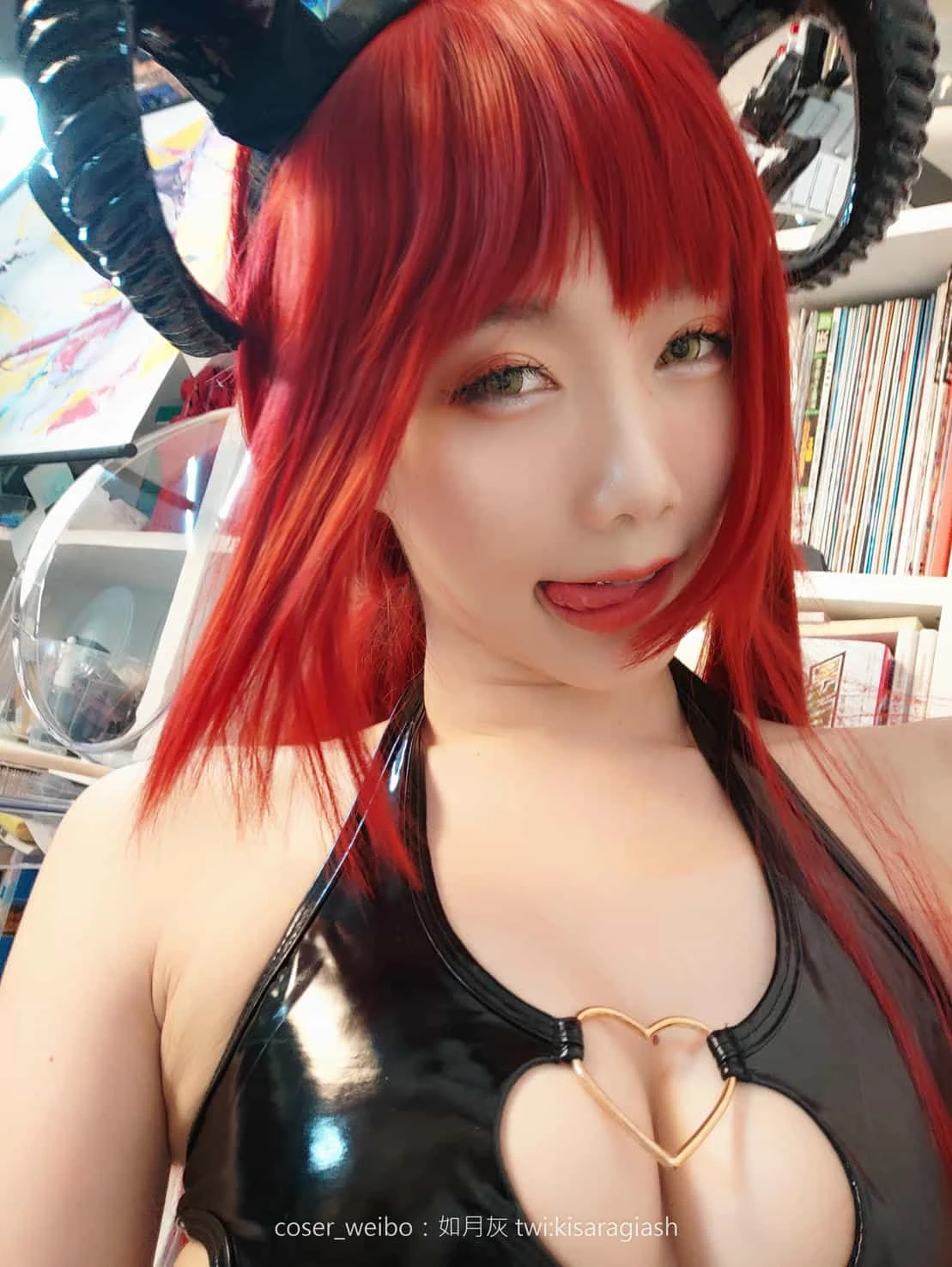 如月灰 赤发魅魔