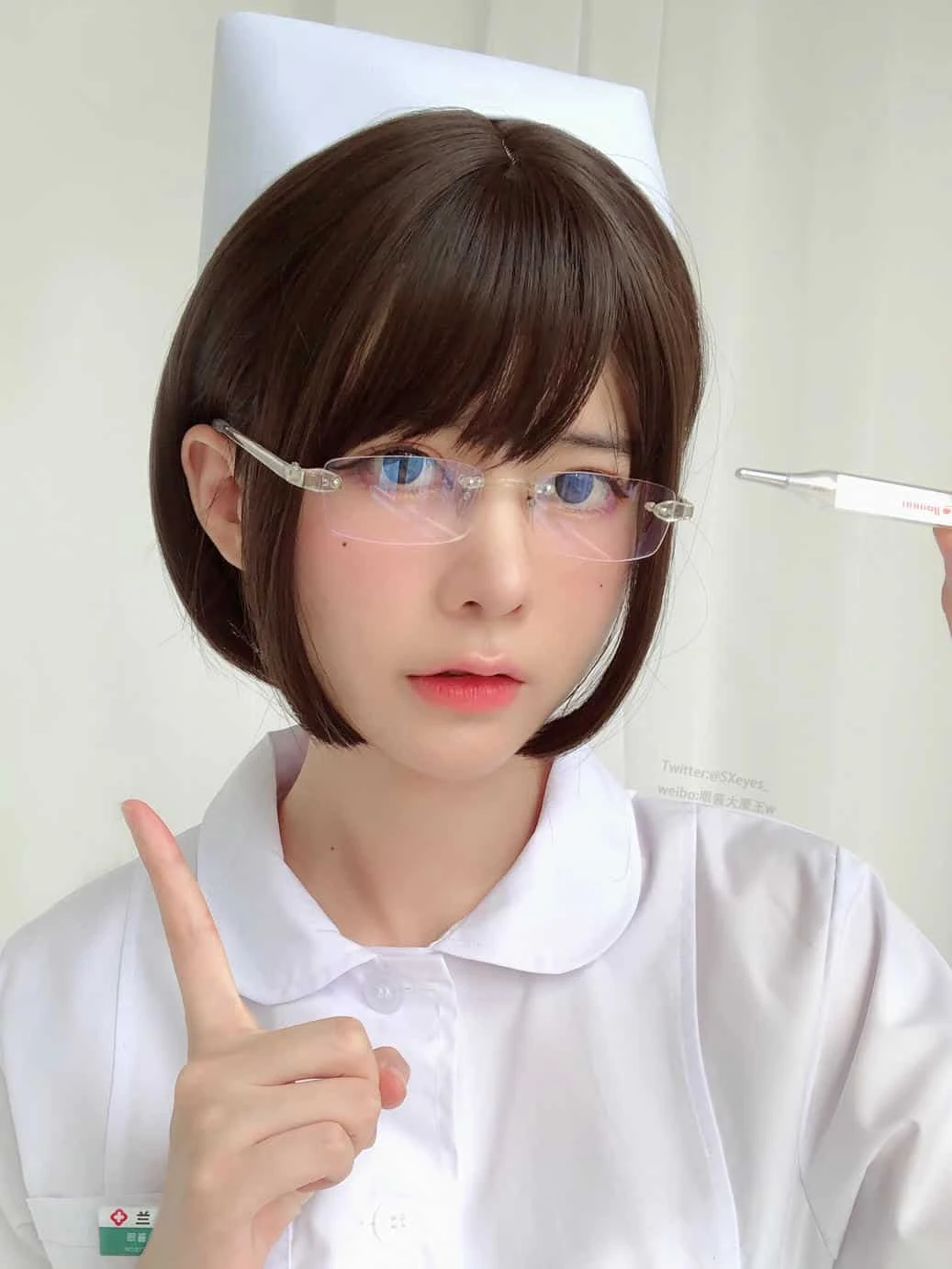 眼酱大魔王w 白护士