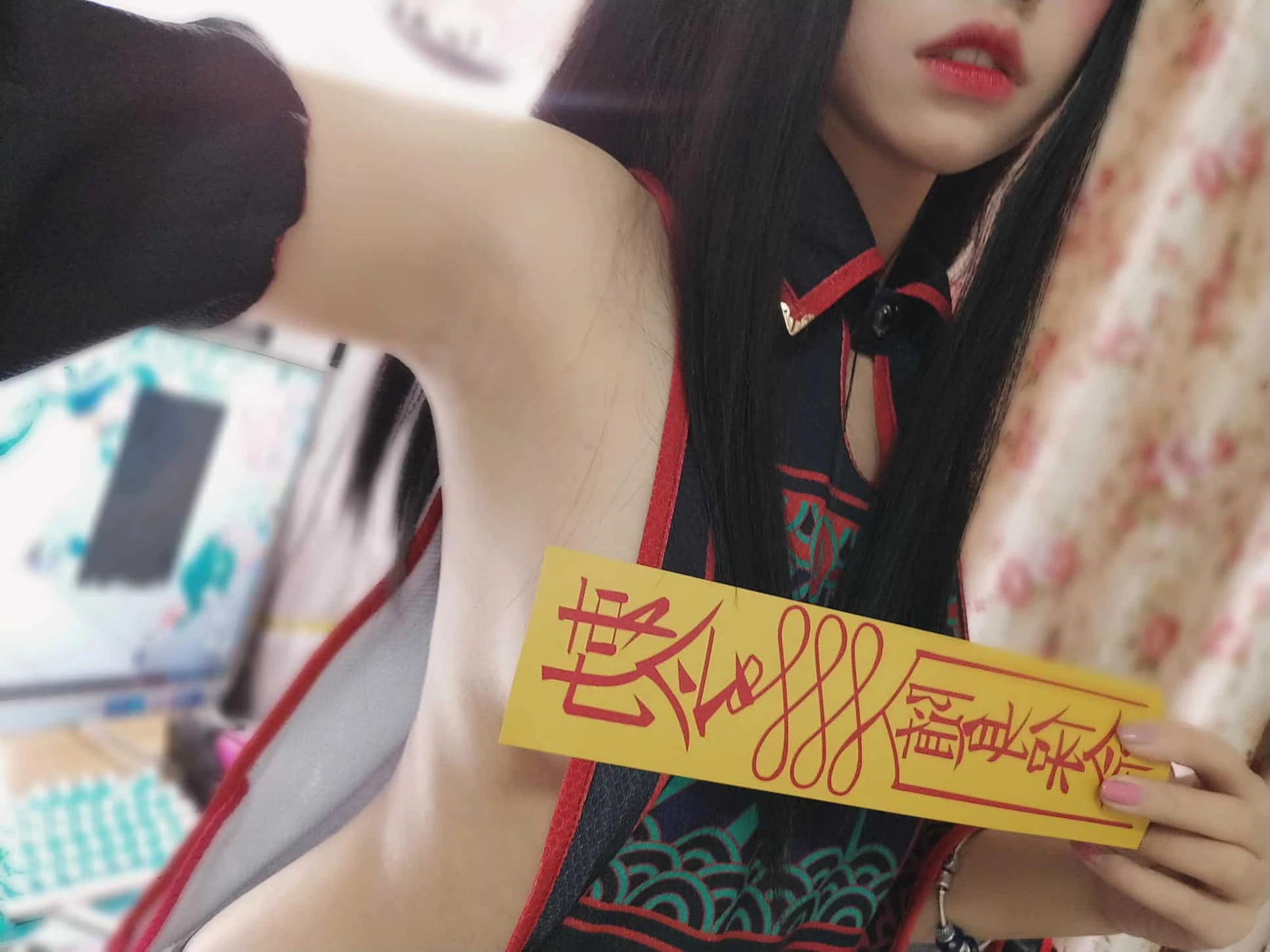 猫君君_MaoJun 小僵尸
