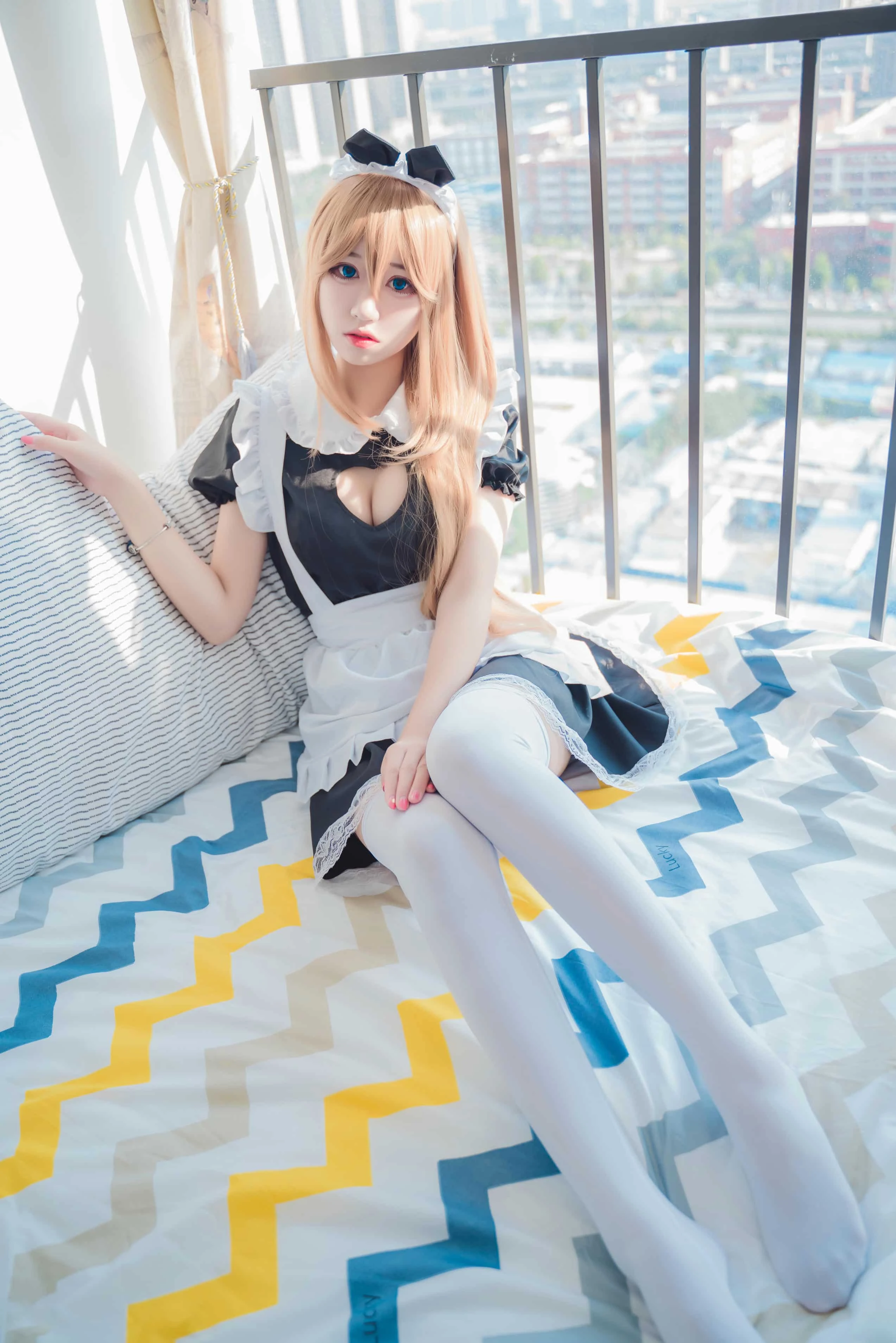 猫君君_MaoJun 猫猫的女仆装