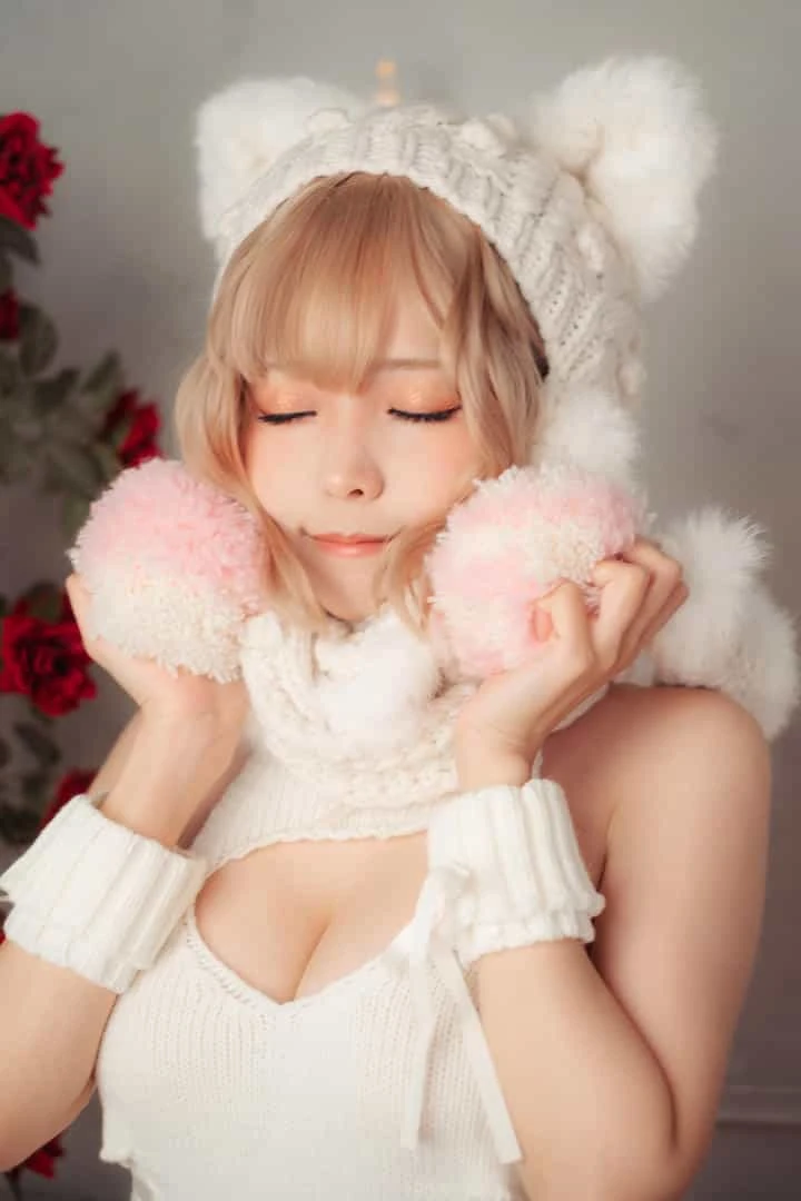 ElyEE子 白色 KNITTING