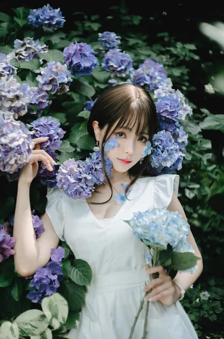 ElyEE子 2024 July-Tier 3 A.Rainy Season雨季繡球花