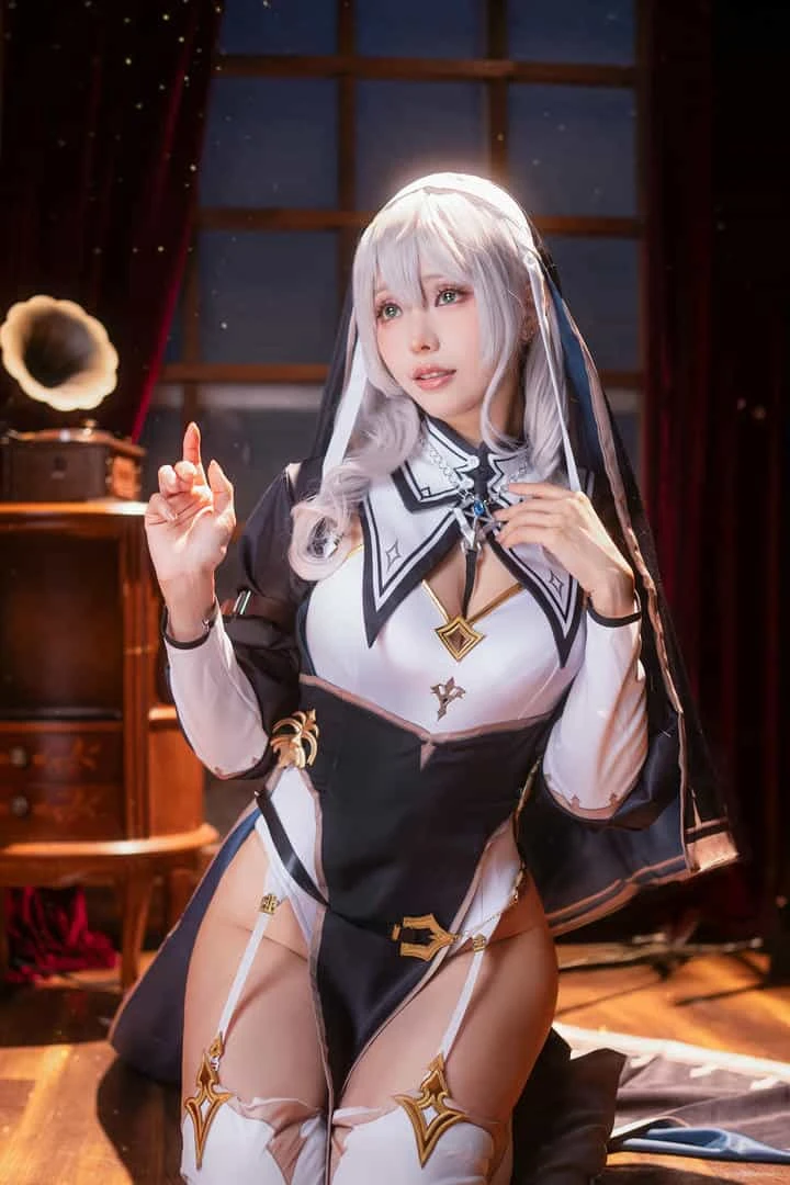 ElyEE子 Shirogane noel~Nun