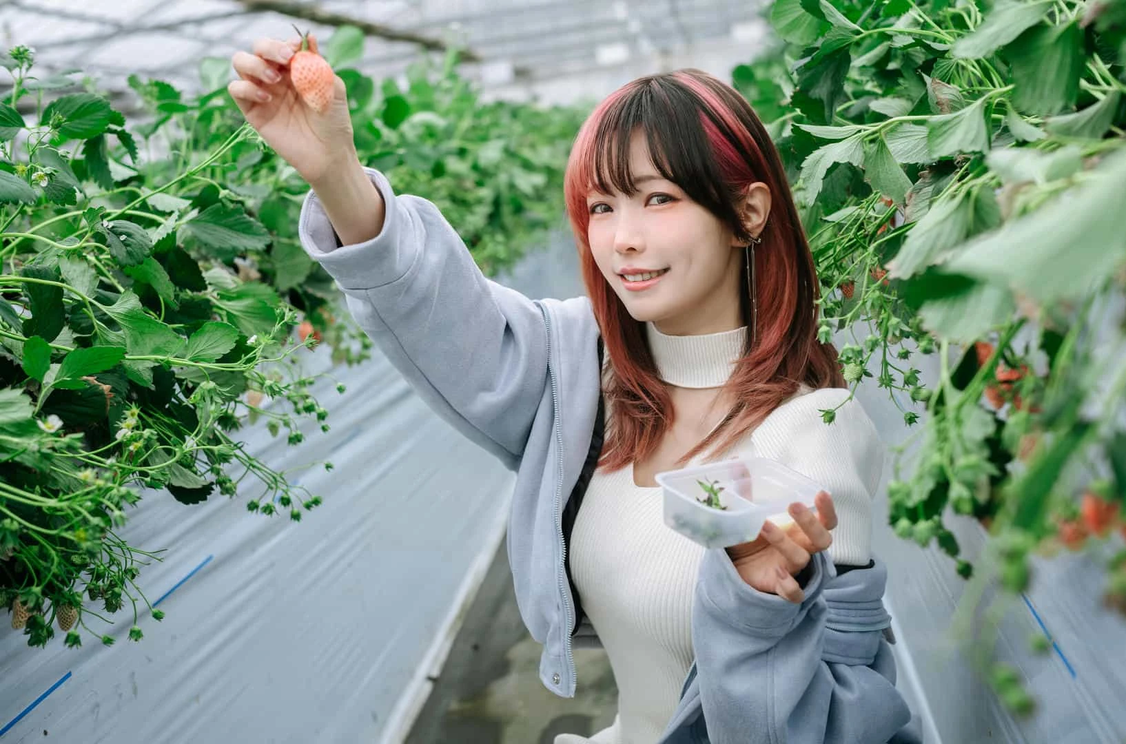 ElyEE子 Strawberry Picking Date