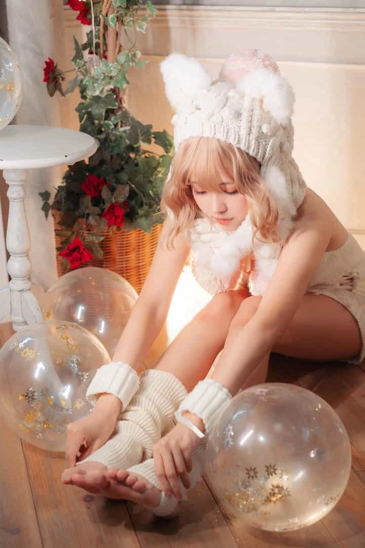 ElyEE子 白色 KNITTING