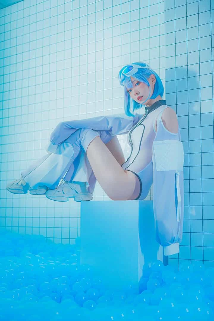 ElyEE子 2025年06月订阅 June Set B Clear Blue Drift