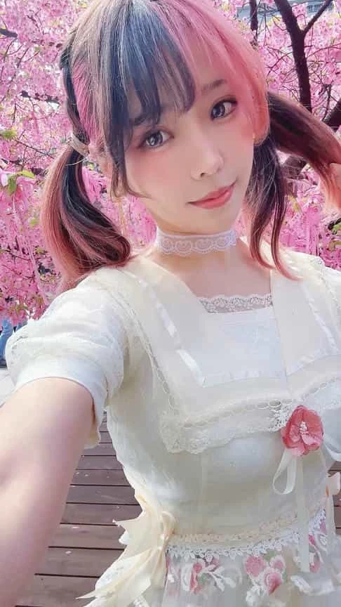 ElyEE子 2025年04月订阅 (4套)