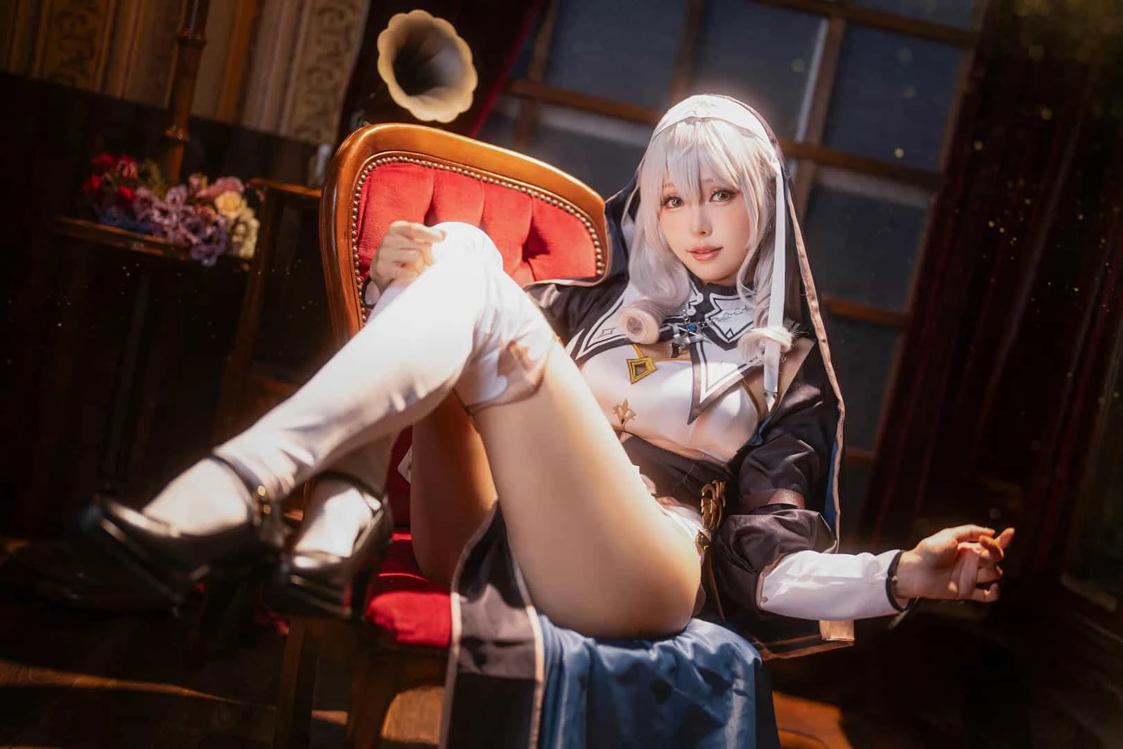ElyEE子 Shirogane noel~Nun