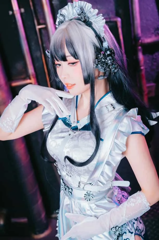 ElyEE子 賽博女僕 Violane青輝石