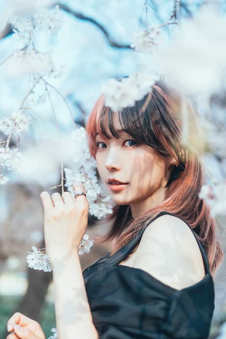 ElyEE子 2025年04月订阅 (4套)