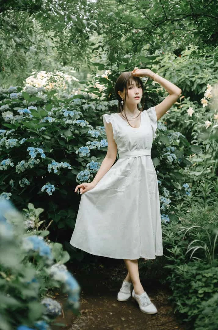 ElyEE子 2024 July-Tier 3 A.Rainy Season雨季繡球花