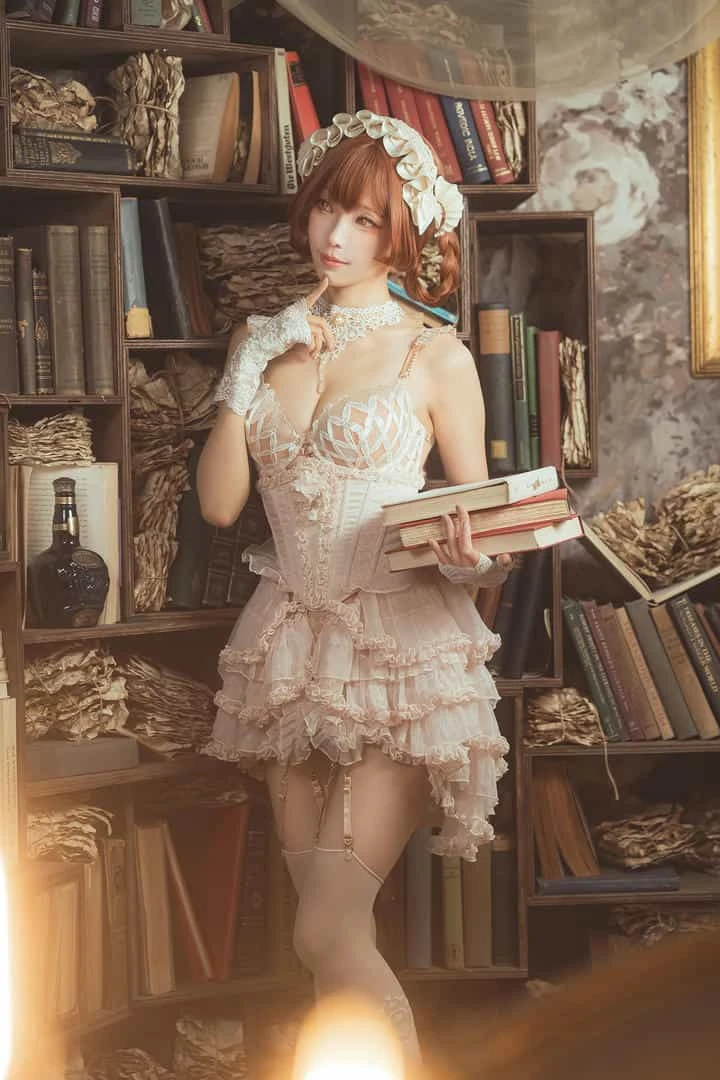 ElyEE子 2025年10月订阅S.Book Witch 書本魔女