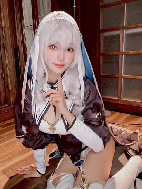 ElyEE子 Shirogane noel~Nun