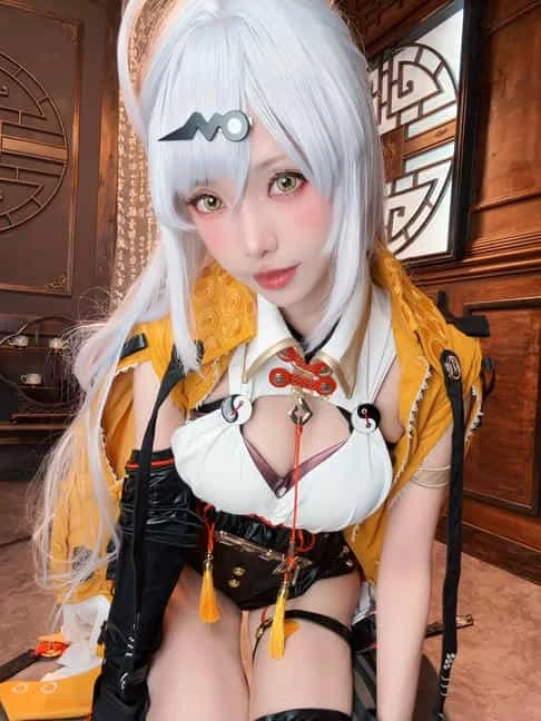 ElyEE子 2025年09月订阅 Yixuan儀玄