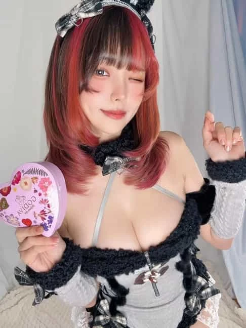 ElyEE子 Shirogane noel~Nun