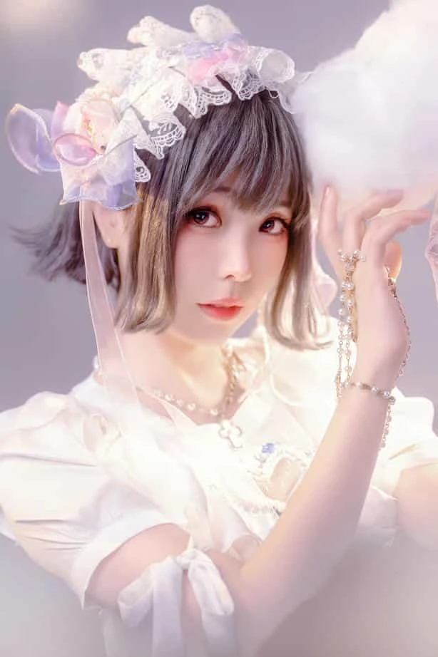 ElyEE子 2024年10月订阅 (2／3套) Cloudy Dreaming雲朵夢境