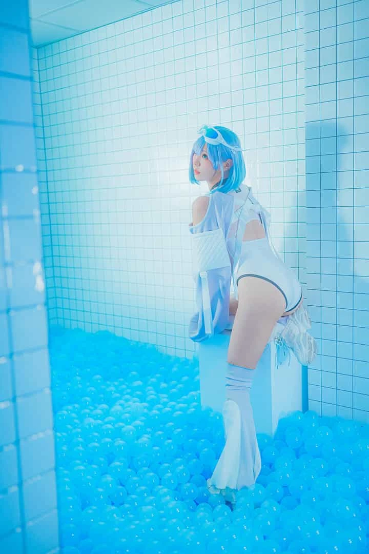 ElyEE子 2025年06月订阅 June Set B Clear Blue Drift