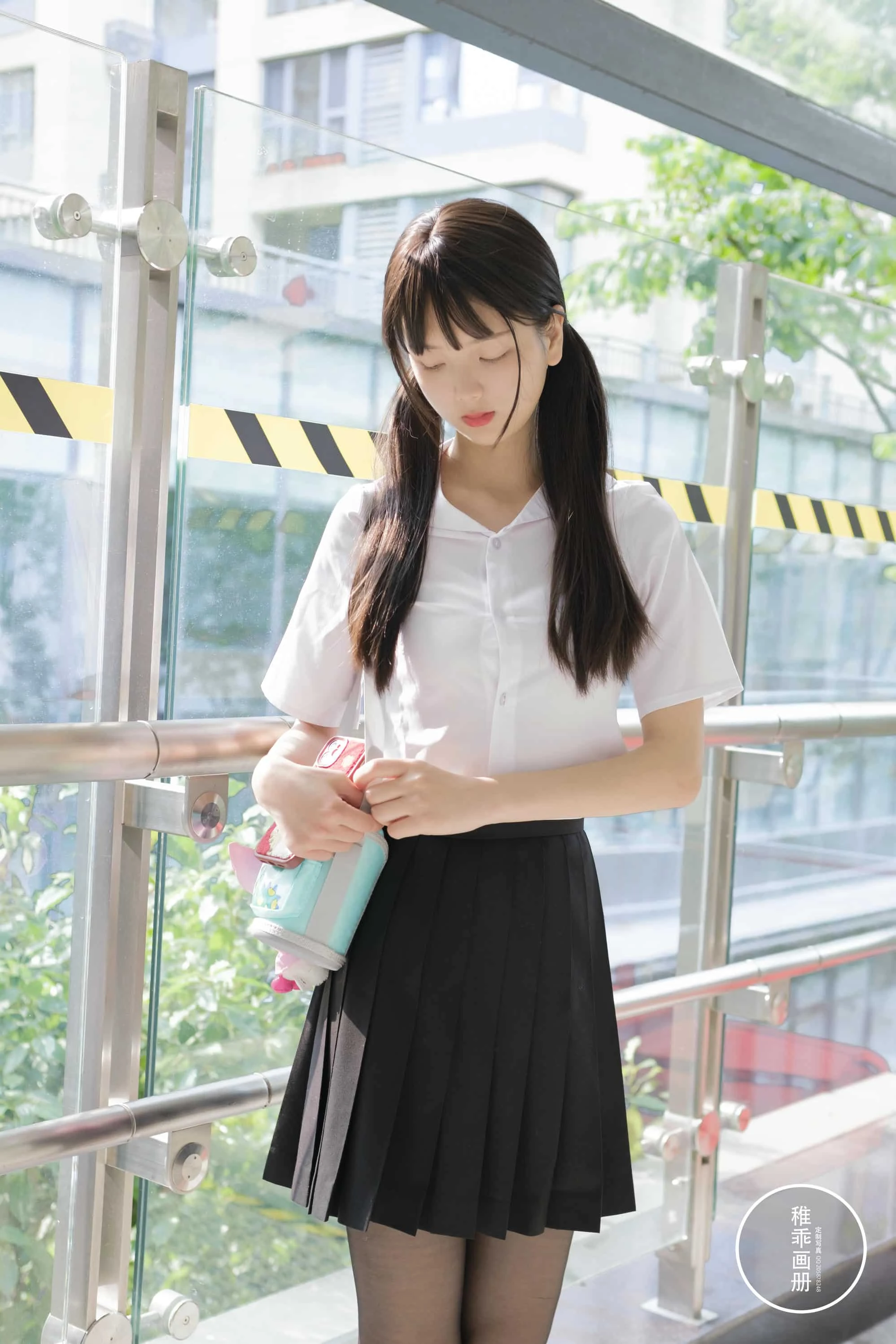 稚乖画册 夜夜逛街