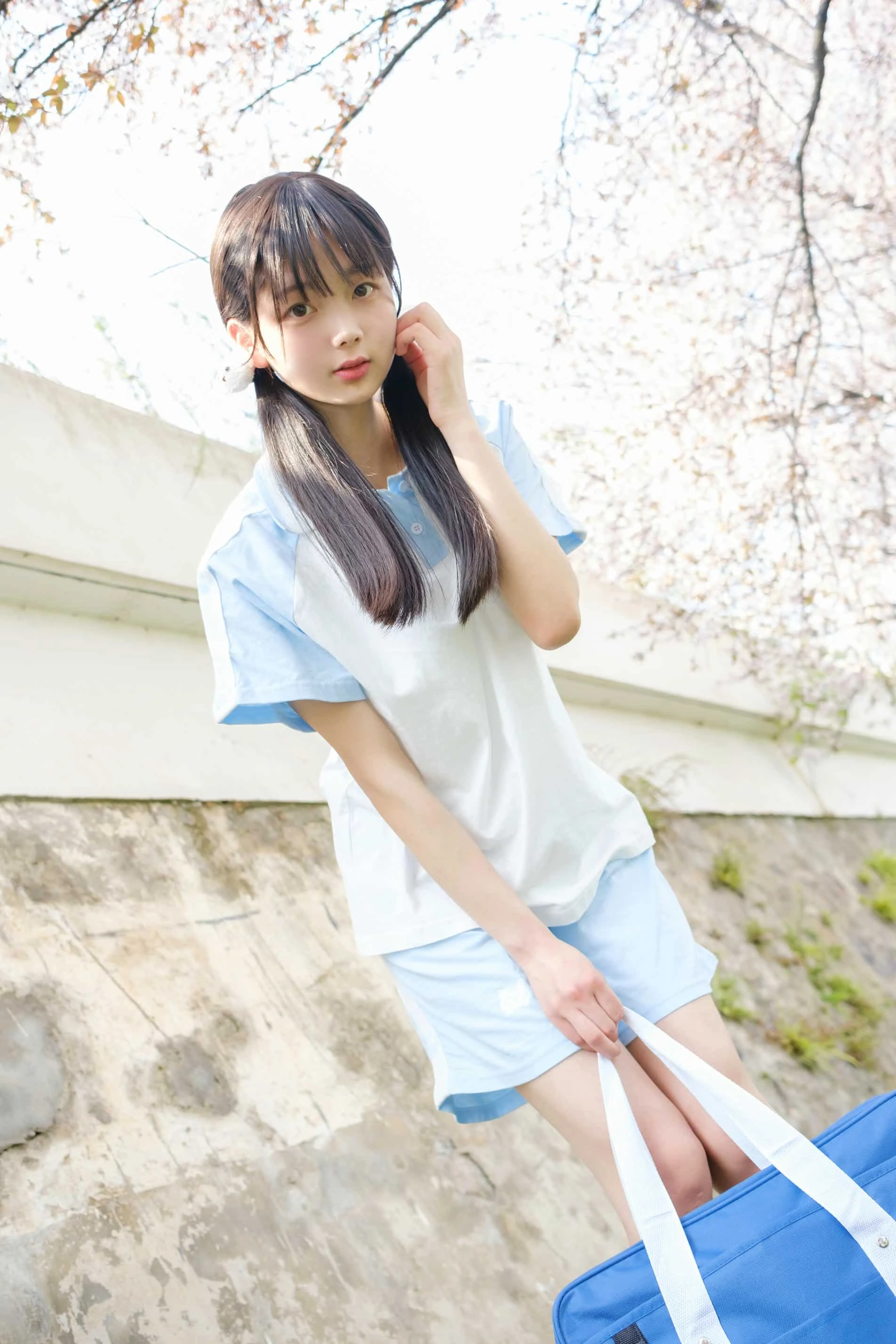 稚乖画册 运动服