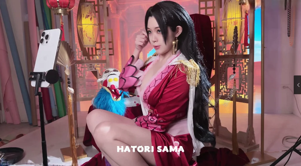 Hatori Sama - 波雅·汉库克 （视频）