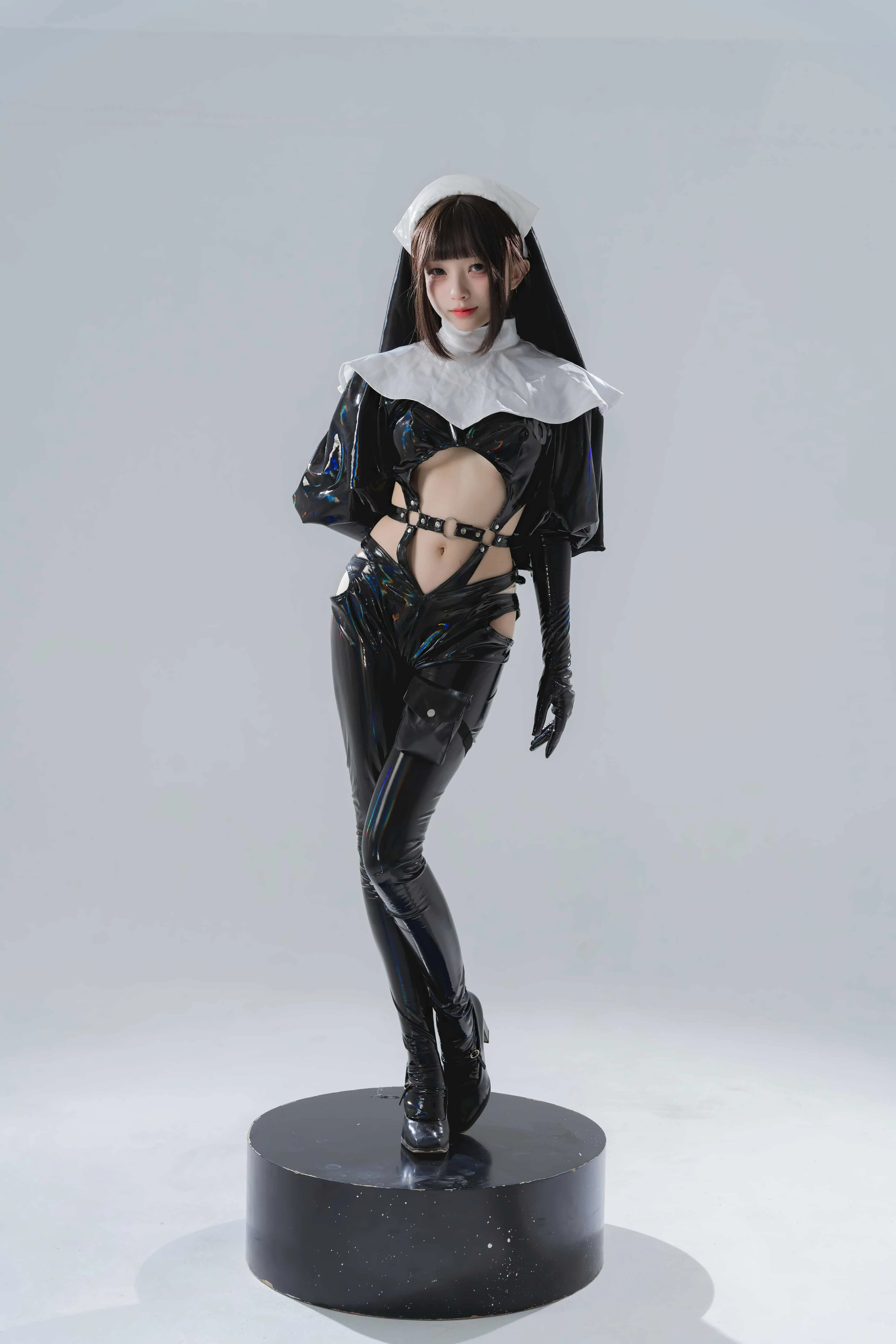 花铃 漆皮修女
