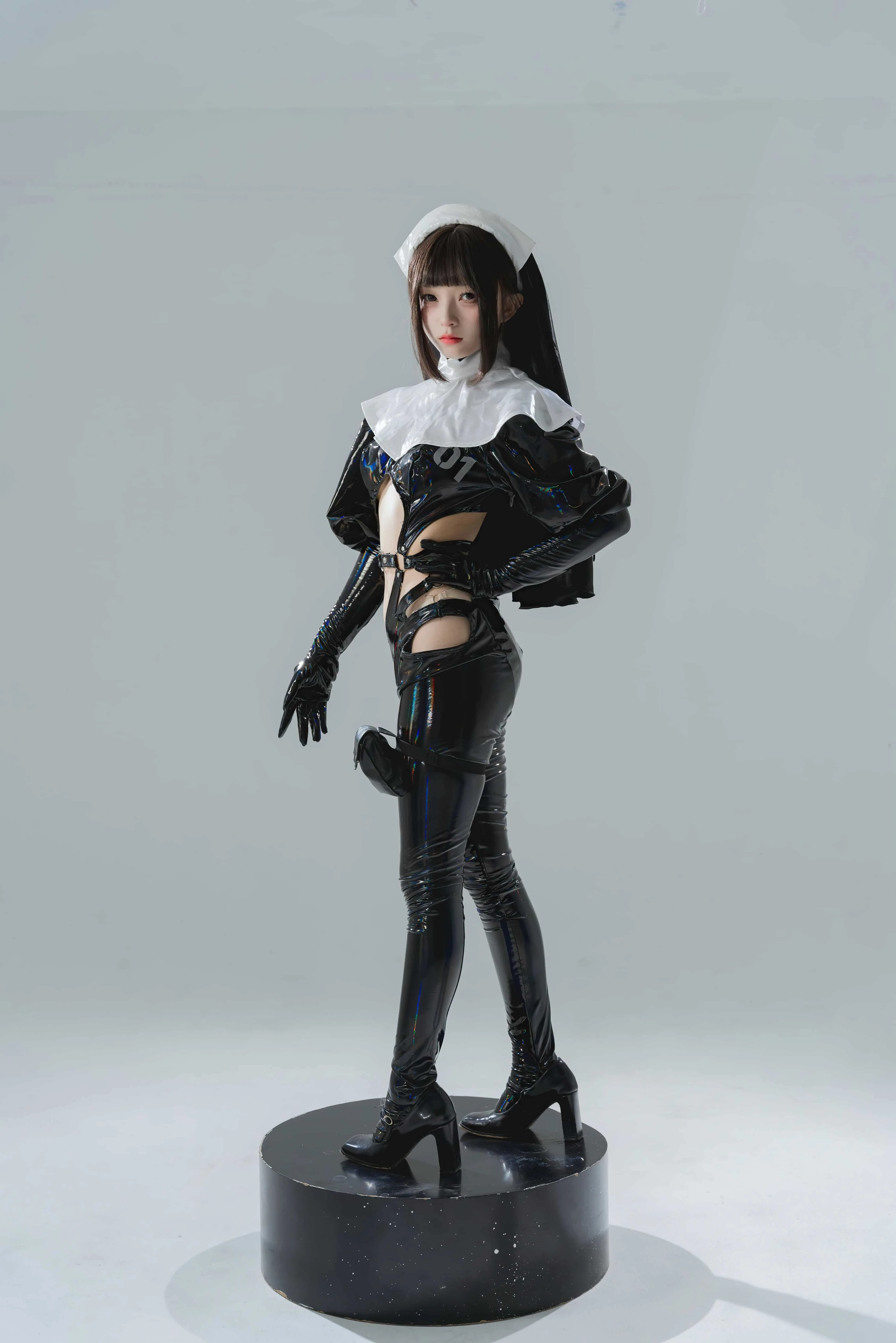 花铃 漆皮修女