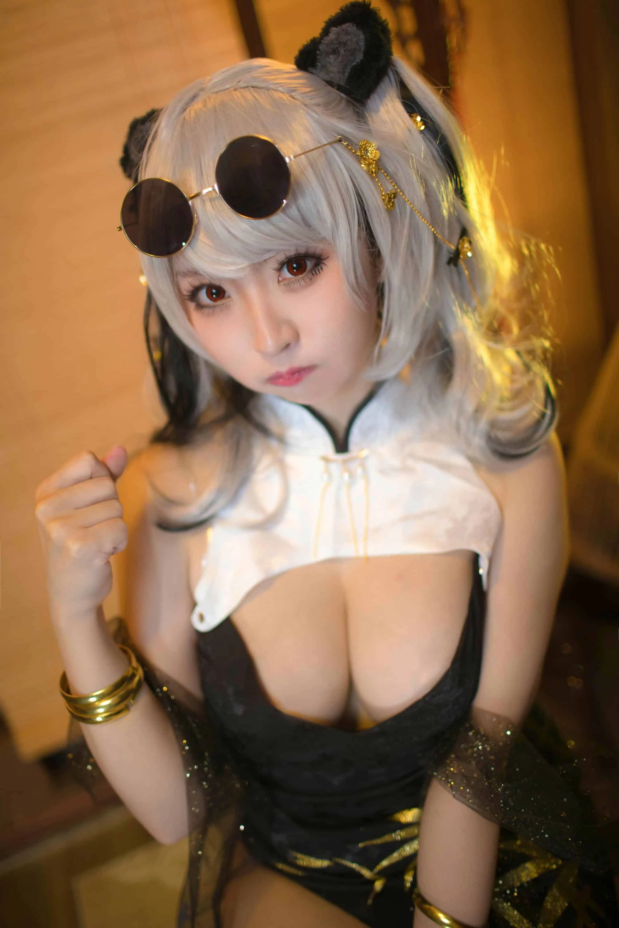 风筝筝筝w 食铁兽旗袍