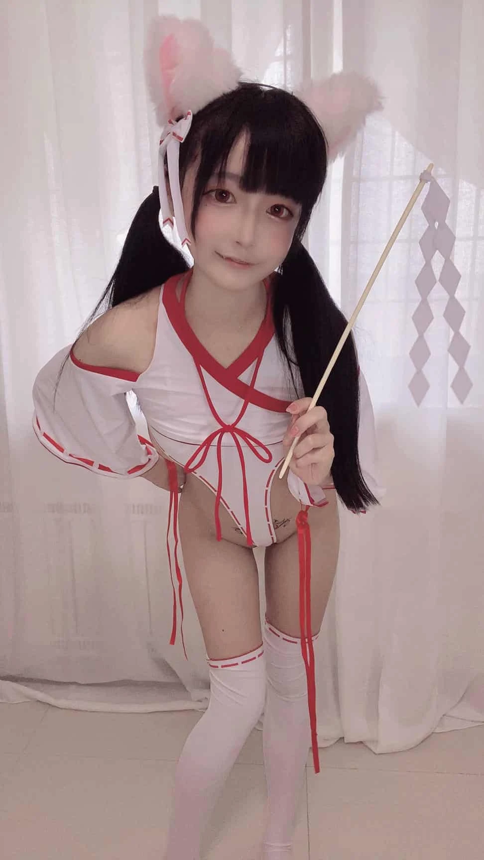 佳佳好难啊 - 神社巫女