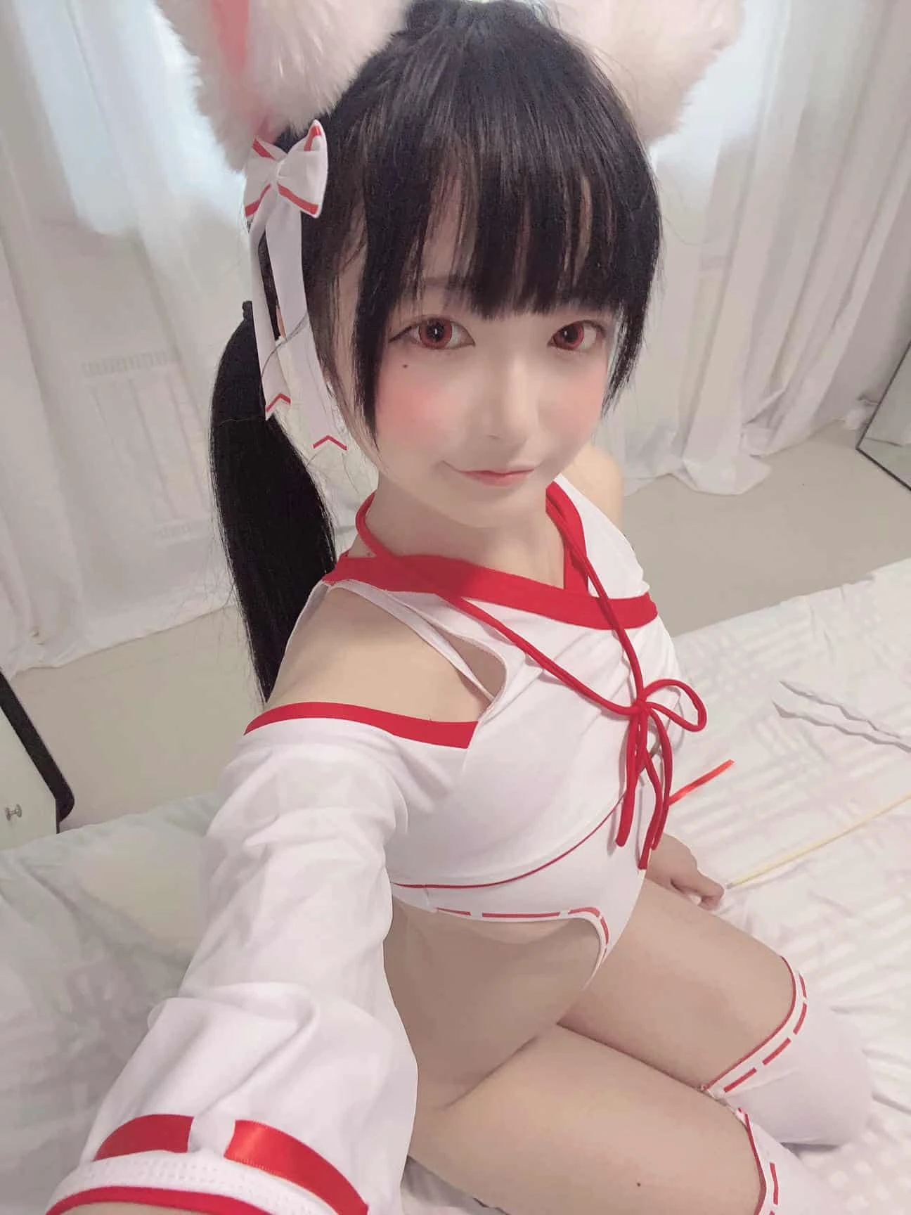 佳佳好难啊 - 神社巫女