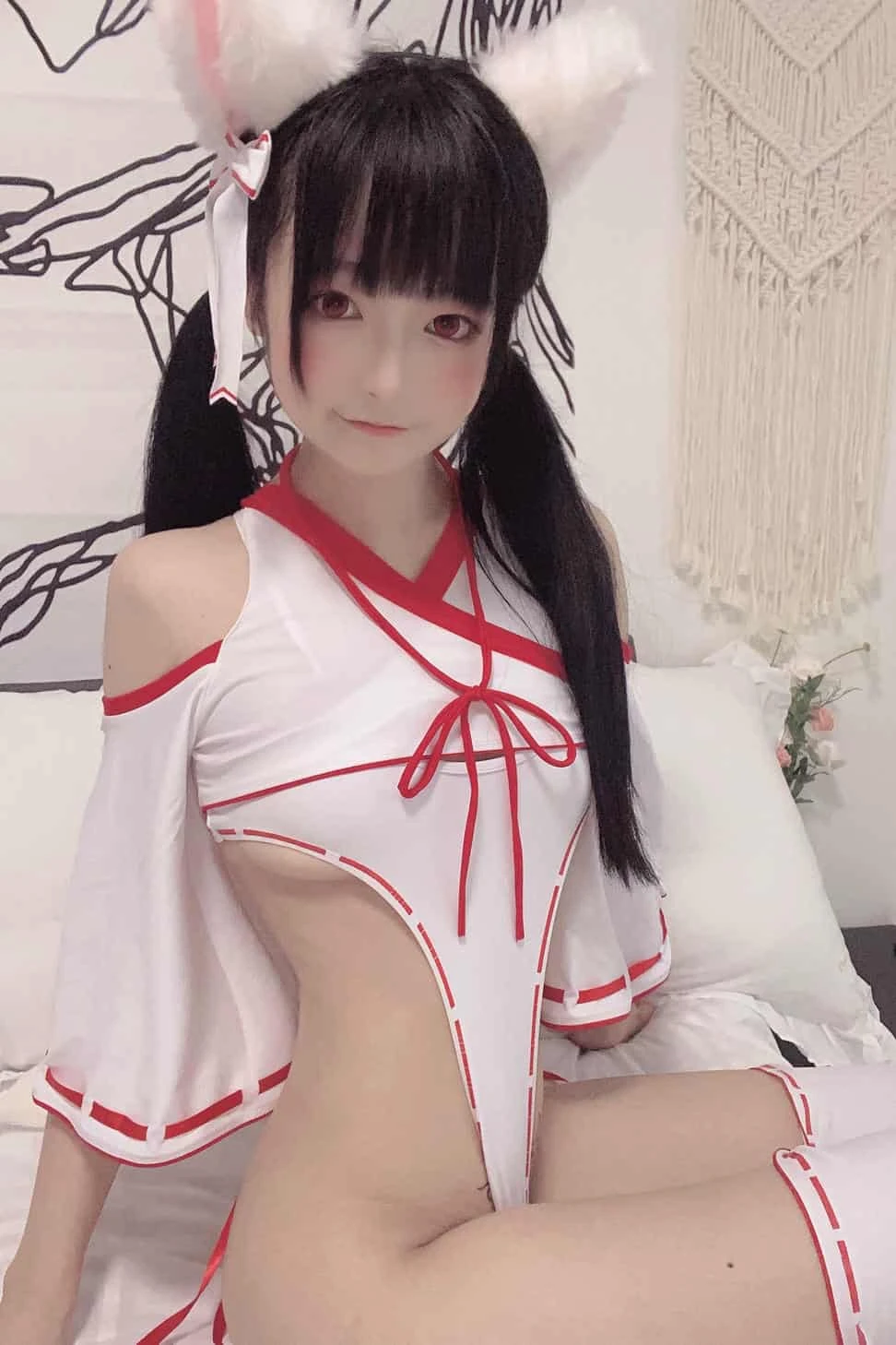 佳佳好难啊 - 神社巫女