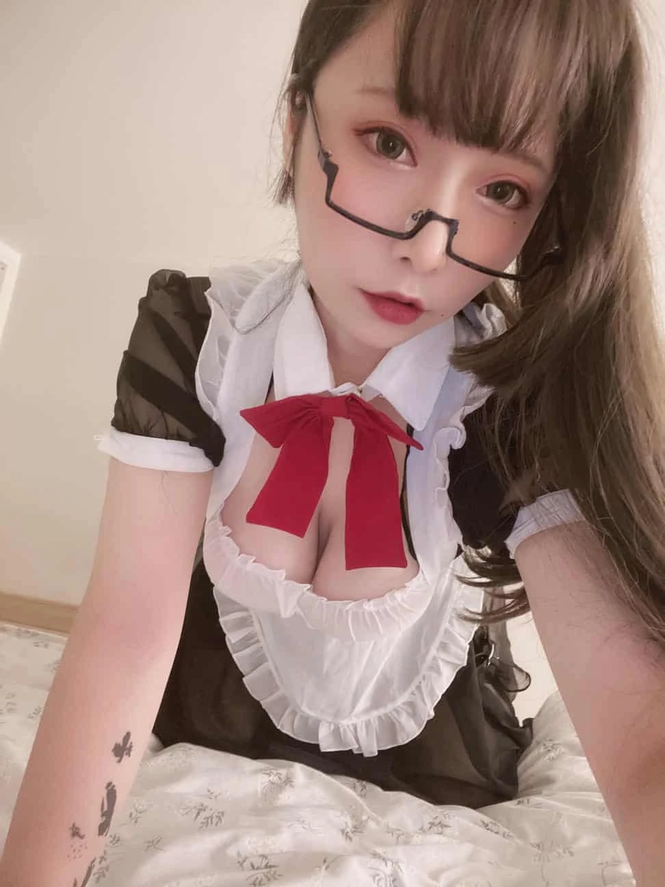 次屁啦 - 透明女仆桃