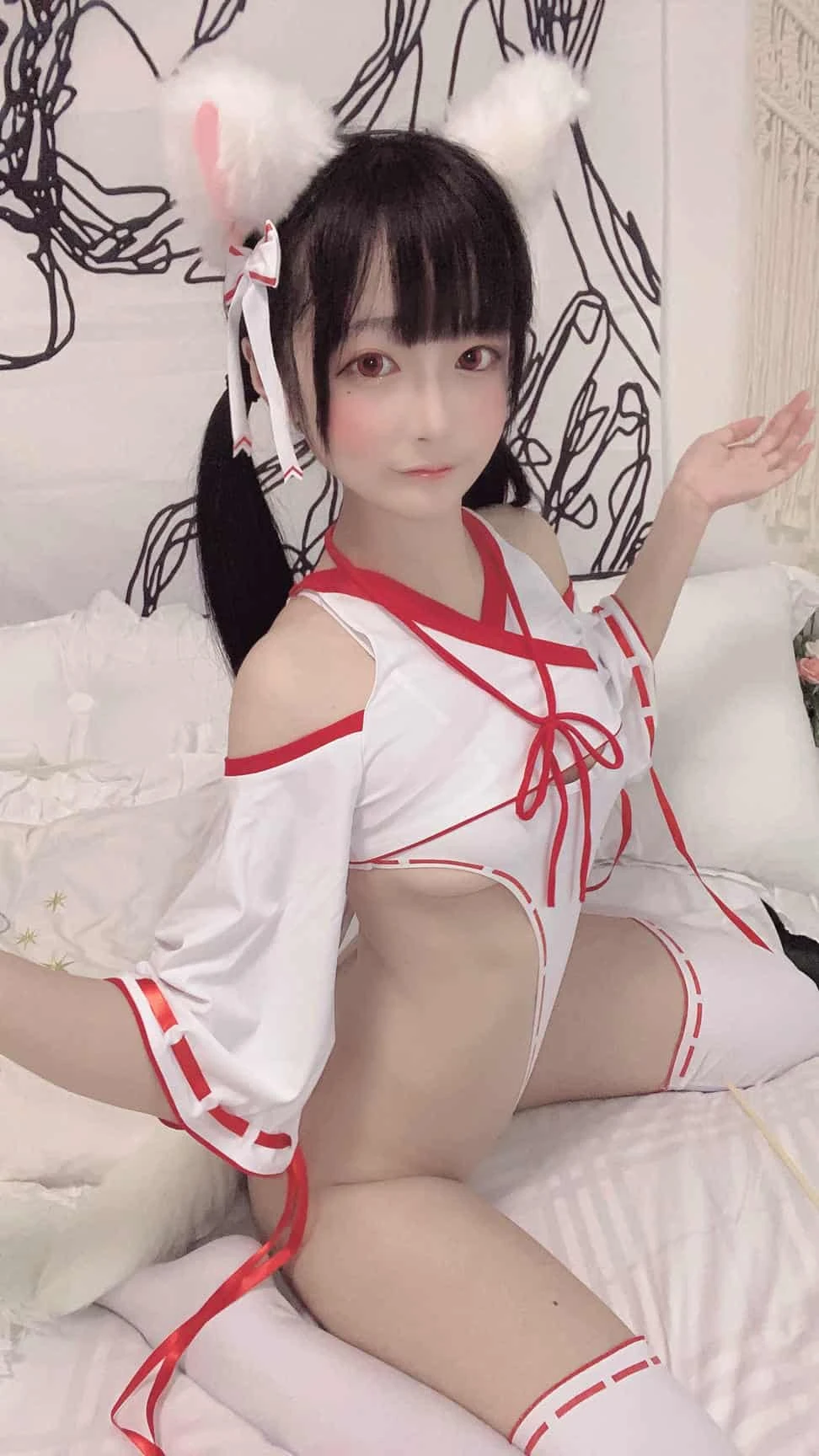 佳佳好难啊 - 神社巫女