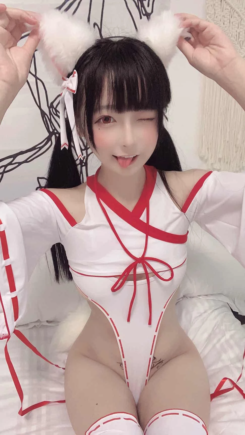 佳佳好难啊 - 神社巫女