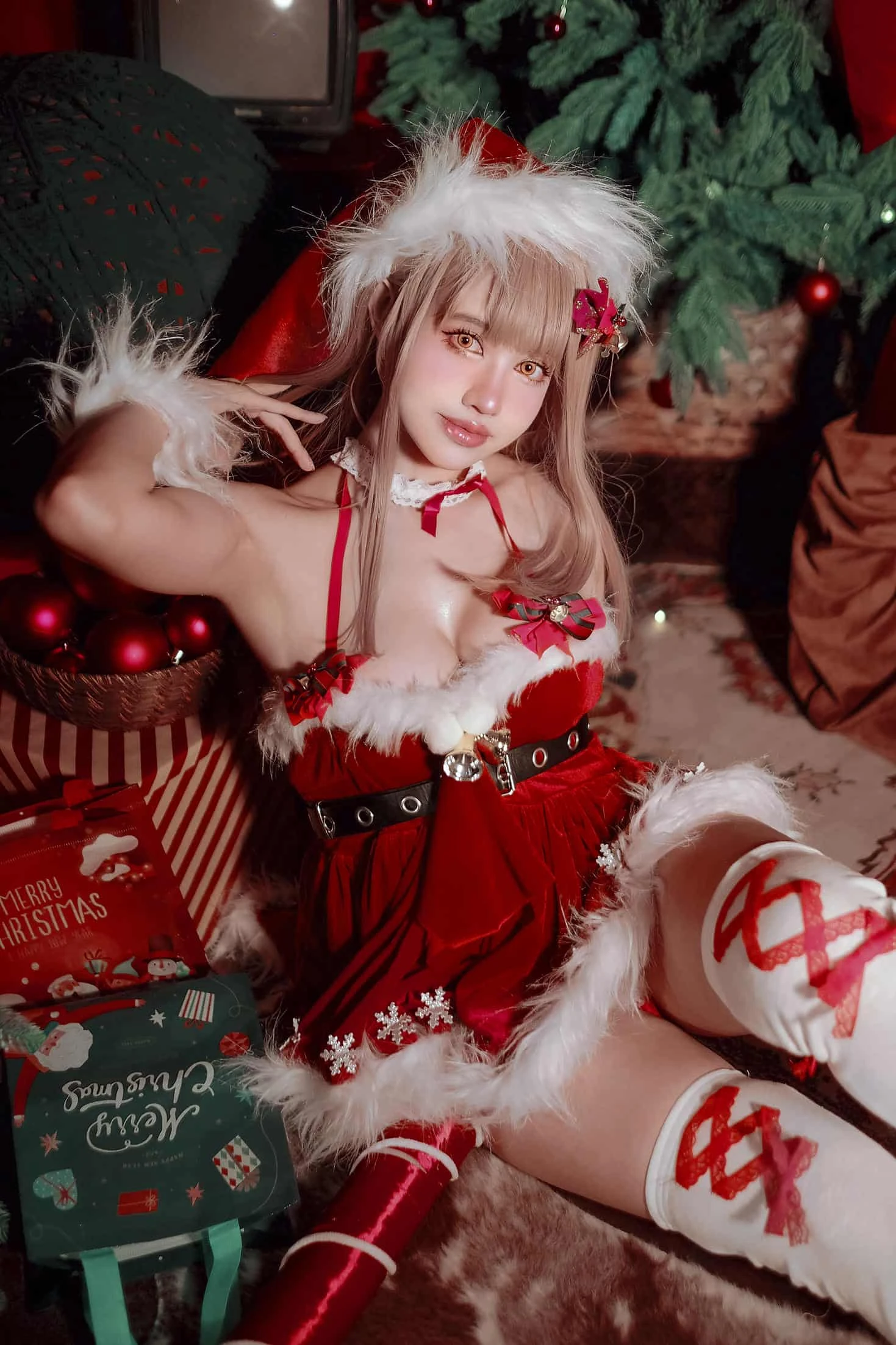 PingPing Emma Xmas NIKKE