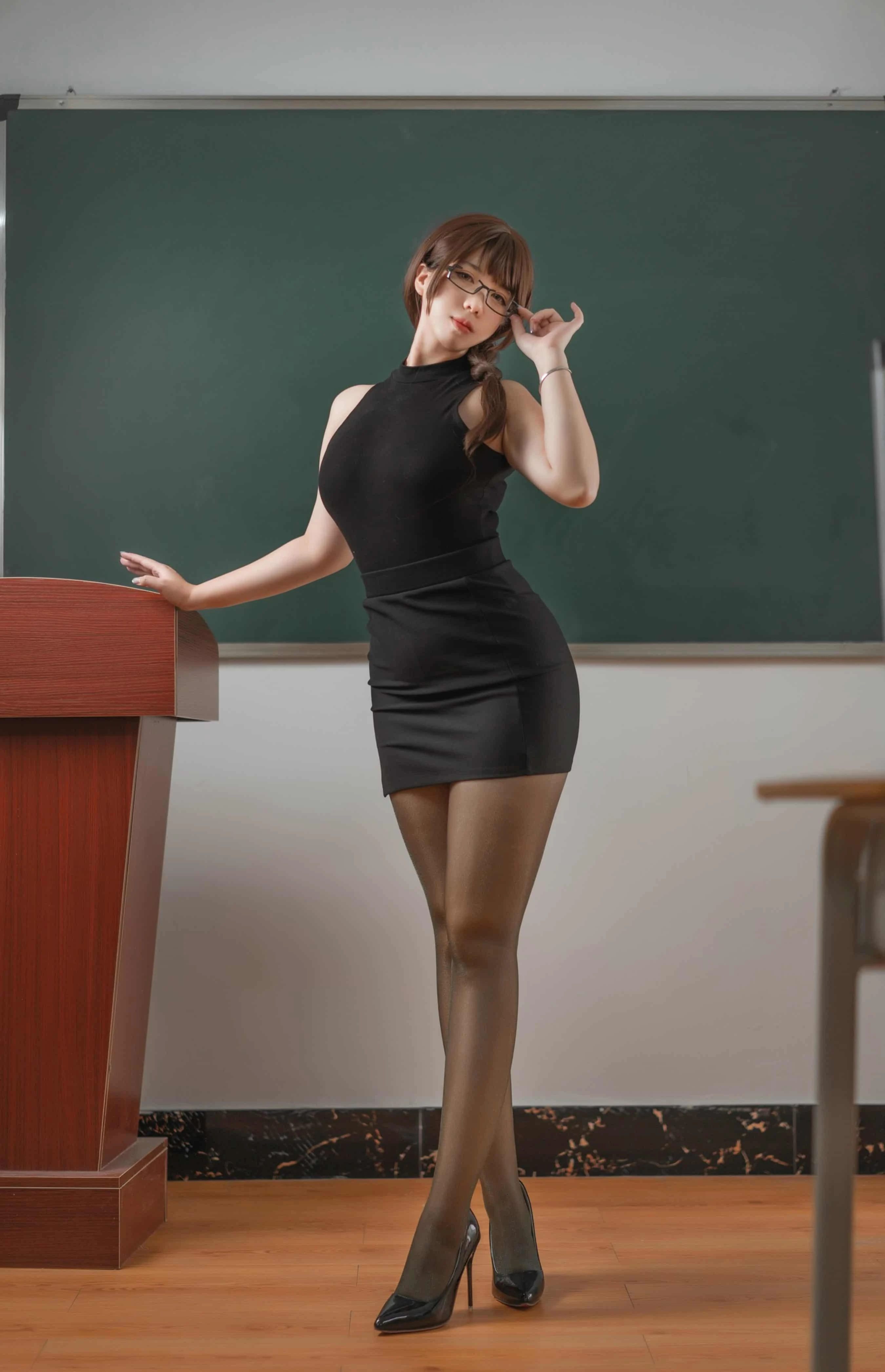 Meroko_魅瞳 女教师